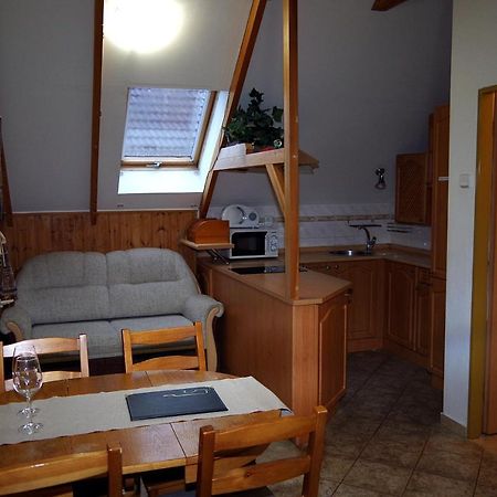 Appartement Sklep U Veselych à Mutěnice Extérieur photo