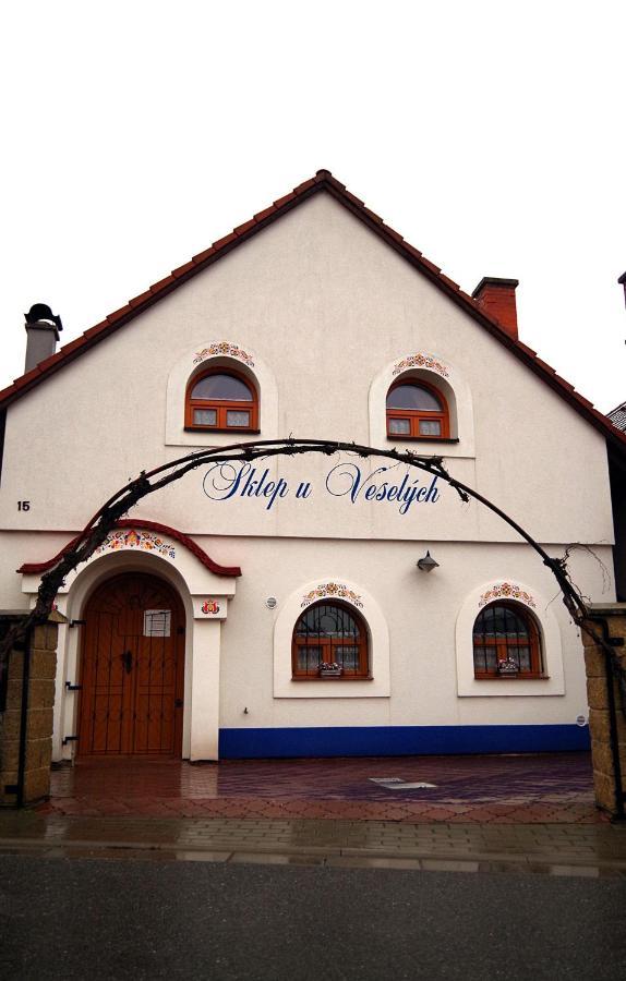 Appartement Sklep U Veselych à Mutěnice Extérieur photo