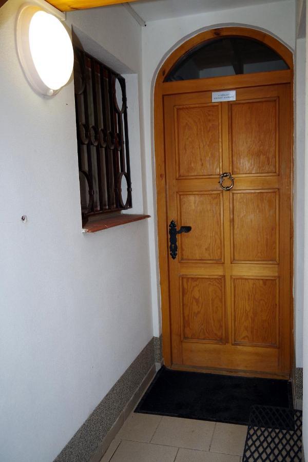 Appartement Sklep U Veselych à Mutěnice Extérieur photo